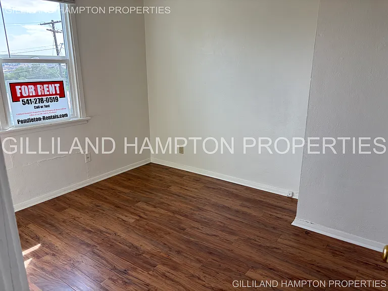 320 NW 15th St #320 — Photo 34