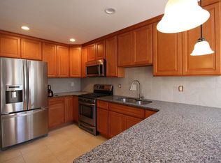 29 Peregrine Dr, Voorhees, NJ 08043