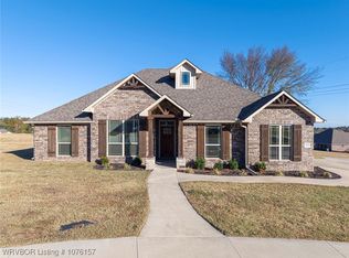 2626 Upland Dr, Van Buren, AR 72956