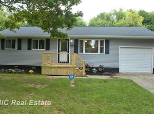 9194 Maplewood Dr, Clio, MI 48420