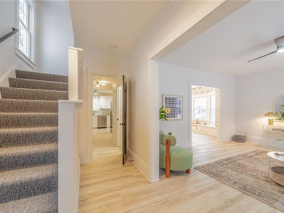 3rd image of 343 Durnan St