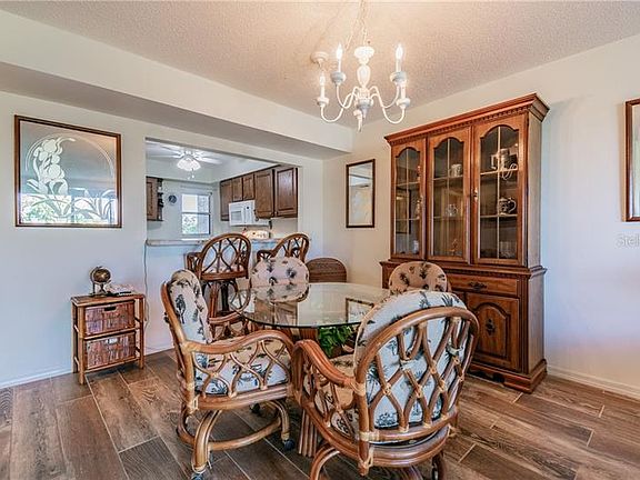 3rd image of 5537 Sea Forest Dr APT 205