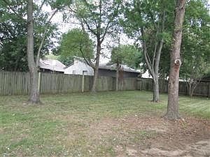 2nd image of 4101 Oakbend Dr