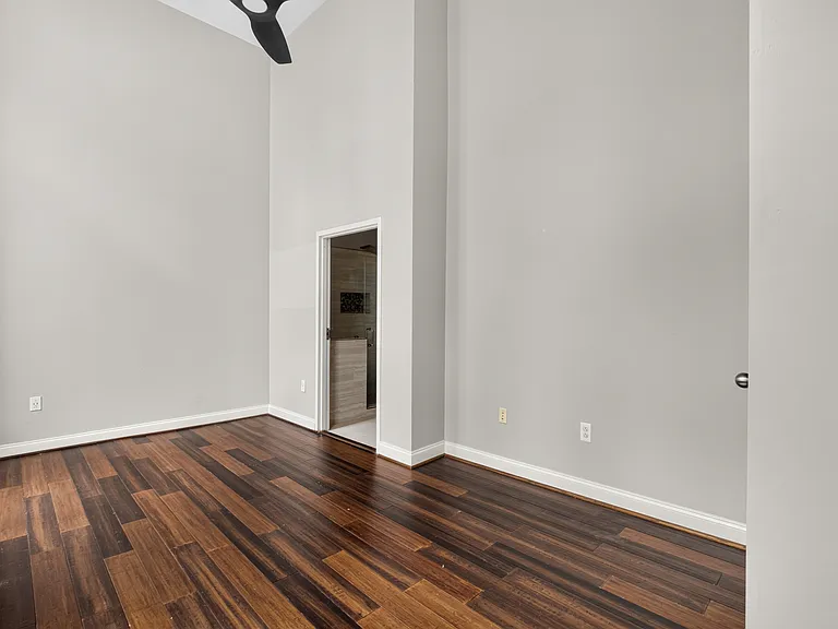 1001 Chestnut St #306E — Photo 15