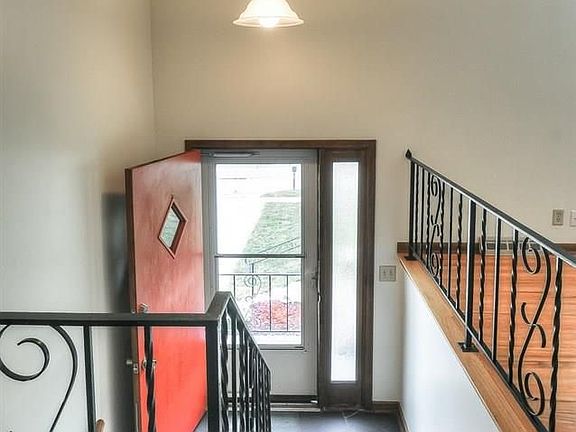 4th image of 5106 N 93rd Ave