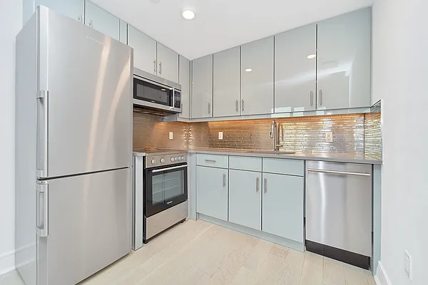 Rented by Compass | media 3