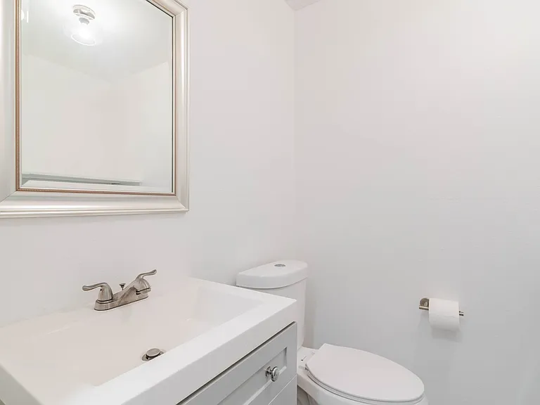 15243 Valleyheart Dr N #1 — Photo 20