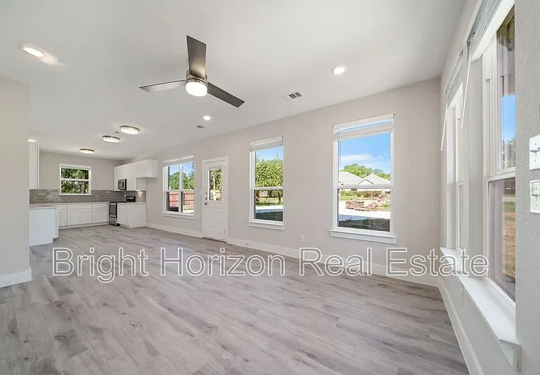 6506 Park Place Dr — Photo 7