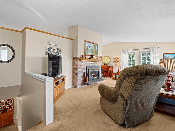 4th image of 11106 E 37th Ave