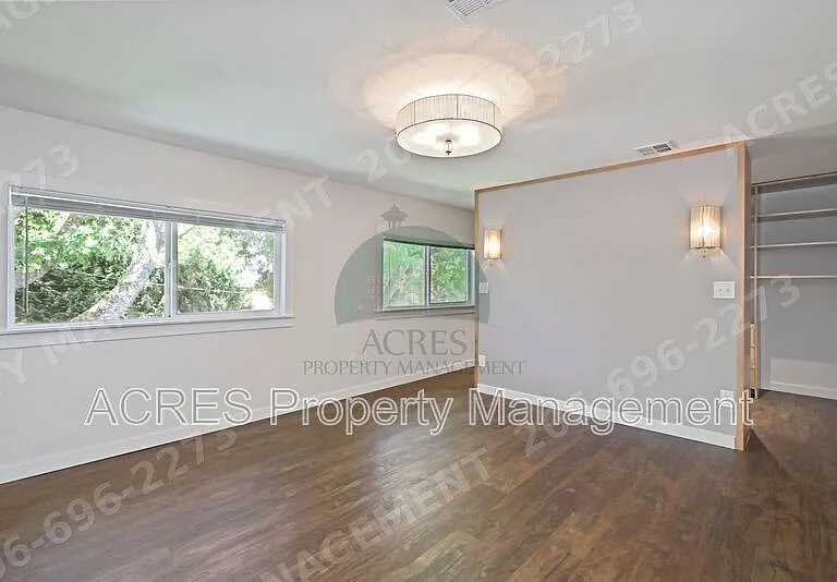 15446 21st Ave SW — Photo 18