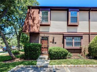 6101 Hana Rd, Edison, NJ 08817