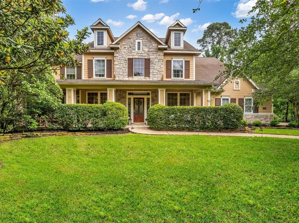 8973 Fallsbrook Ct, Conroe, TX 77302