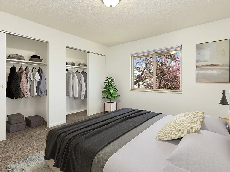 Lakemont Apartments — Photo 24
