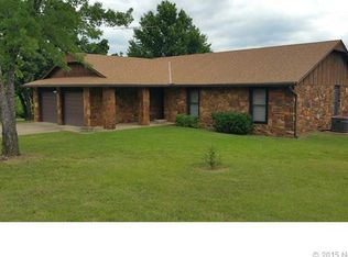 406 N 11th St, Barnsdall, OK 74002