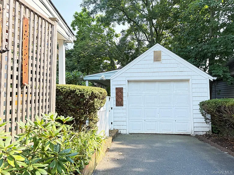31 Jacobson Ave — Photo 25