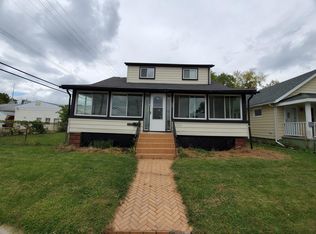 1445 Browning St, Ferndale, MI 48220