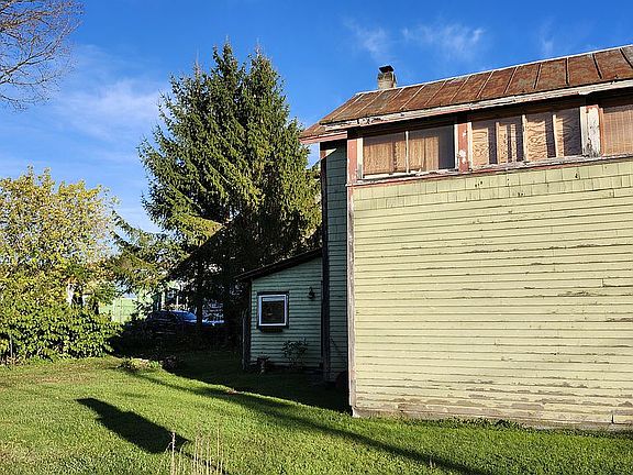 3rd image of 108 County Road 13