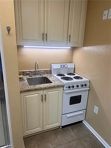 120 Houma Blvd #21 — Photo 3