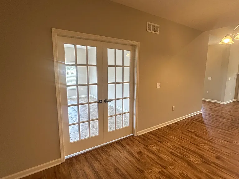 7312 Kirklington St — Photo 30