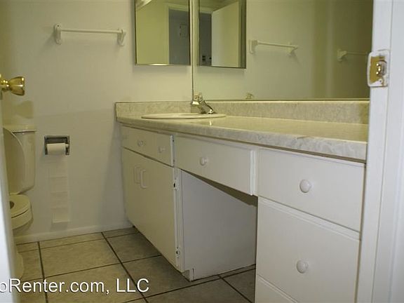 2nd image of 1627 W Villa Theresa Dr