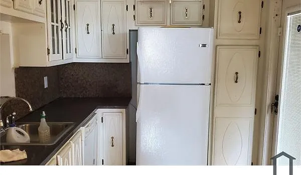 2 bed, 1088 sqft, $1,800 — Photo 3