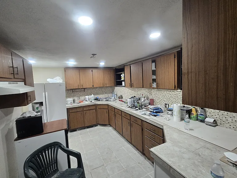 2723 Sacramento Ave — Photo 6