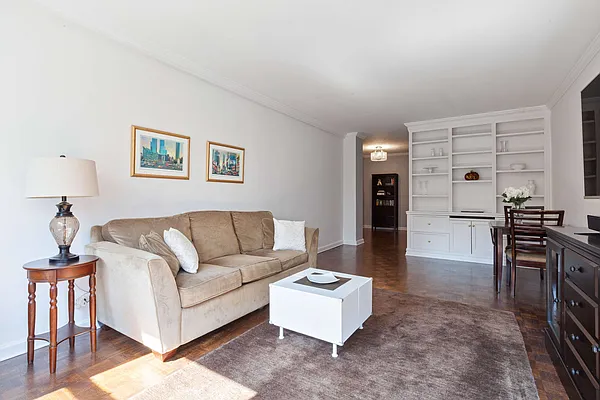 Sold by Compass | media 2