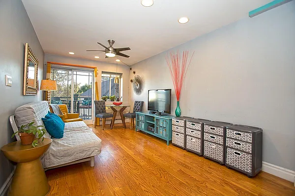Rented by Space Marketing Shop | media 8