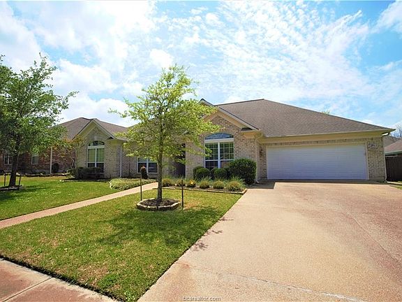 3rd image of 9308 Chadwick Ln