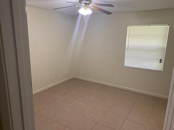 2nd image of 104 Hemlock Dr