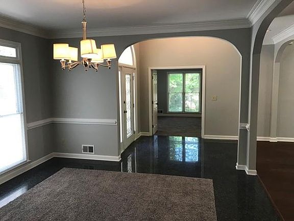 2nd image of 251 Montrose Dr