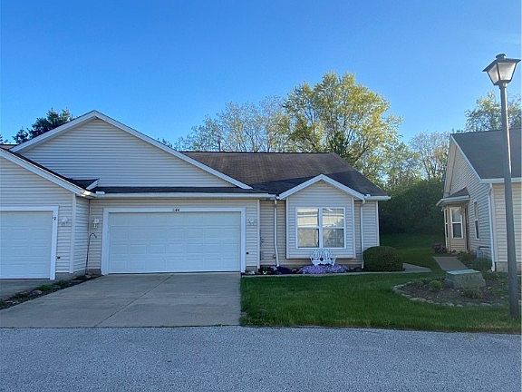 3rd image of 1144 Chaucer Cir