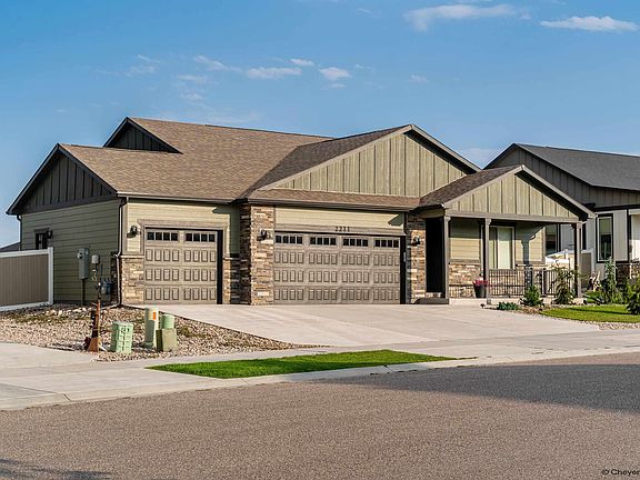 2nd image of 2211 Ledoux Dr