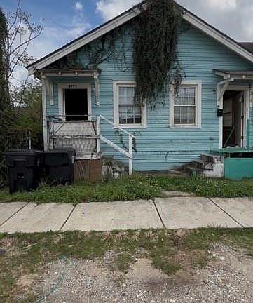 2nd image of 1572 N Rocheblave St