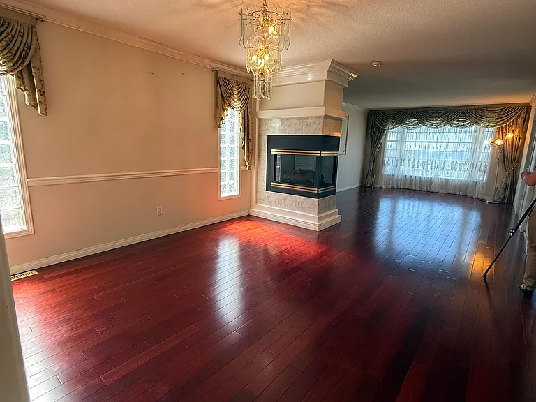 2657 Sandstone Cres #UPPER FLOOR — Photo 14