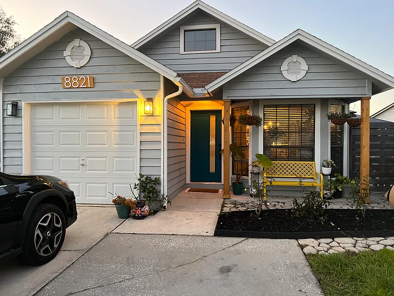 8821 Townsquare Dr S — Photo 12