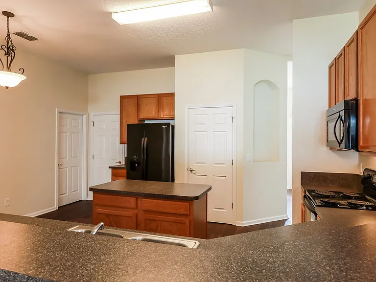 3460 Live Oak Hollow Dr — Photo 5