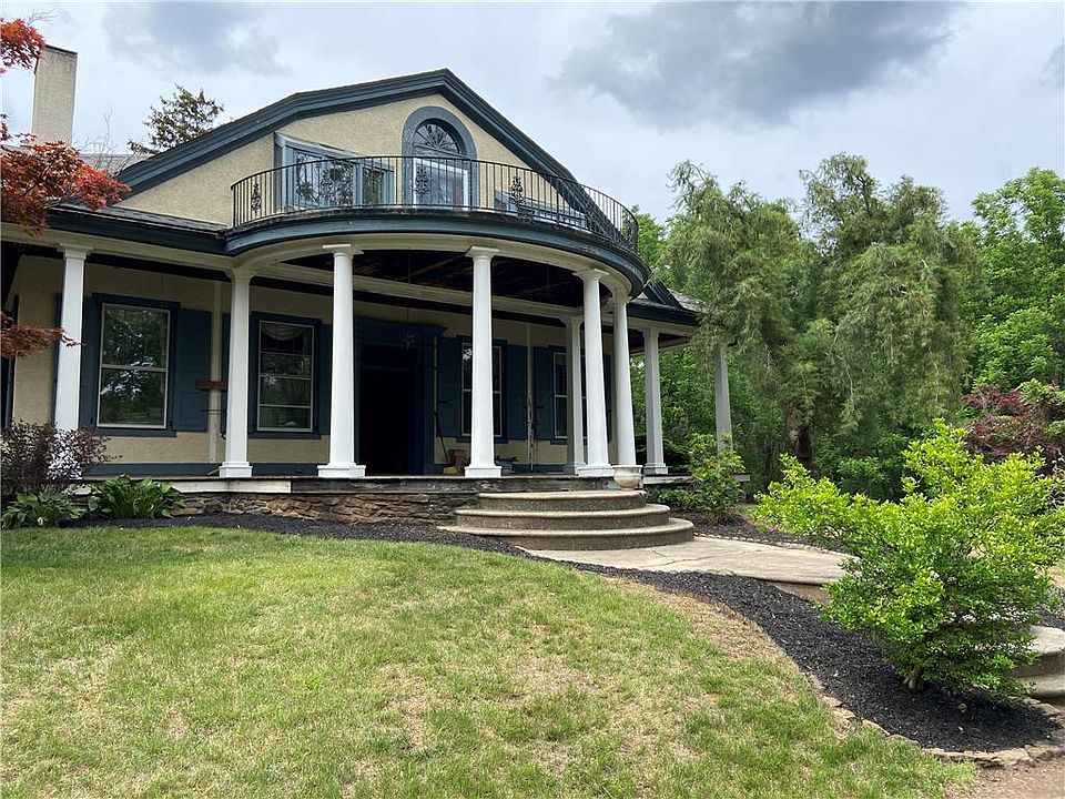 1052 Roundhouse Rd, Kintnersville, PA 18930 Zillow