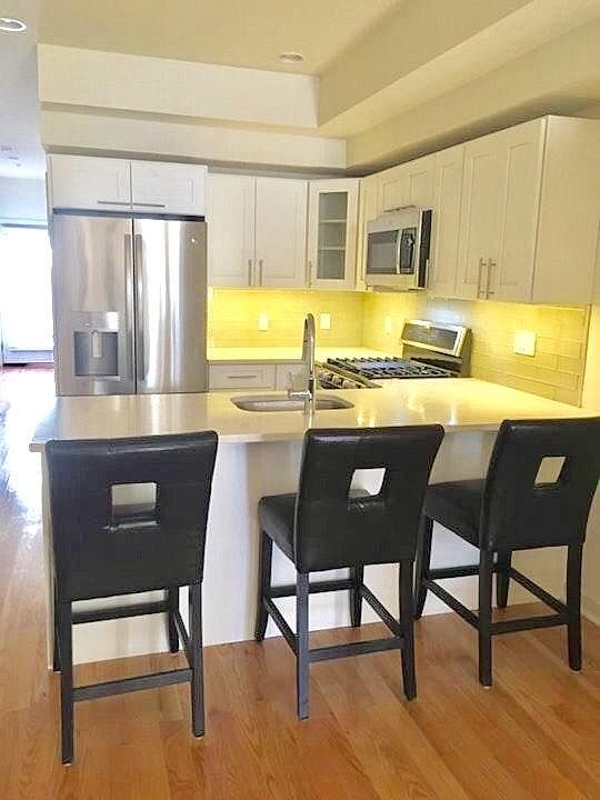 1st image of 1437 Brown St #B