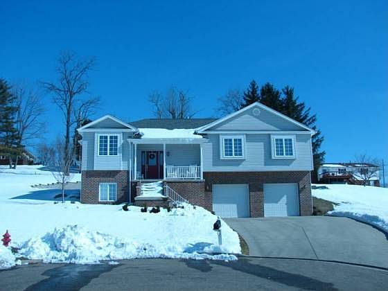 1st image of 106 McBeth Ct