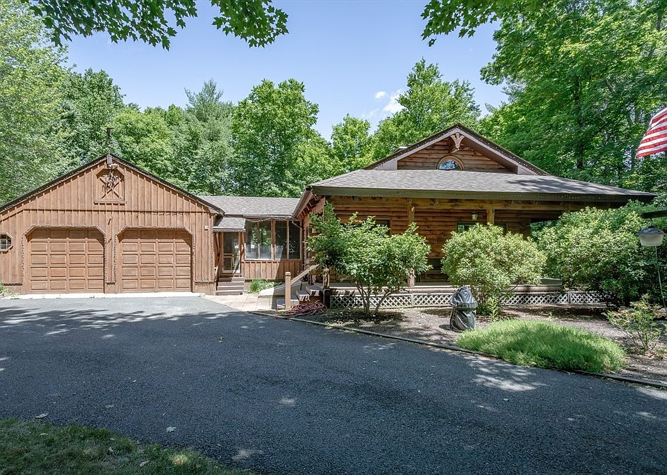 1st image of 457 Montgomery Rd