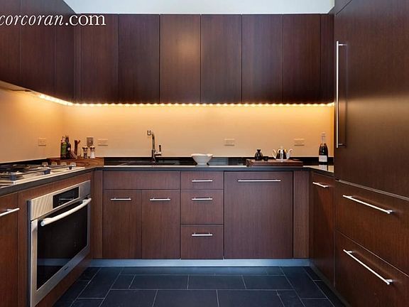 5th image of 40 Broad St Penthouse 2A