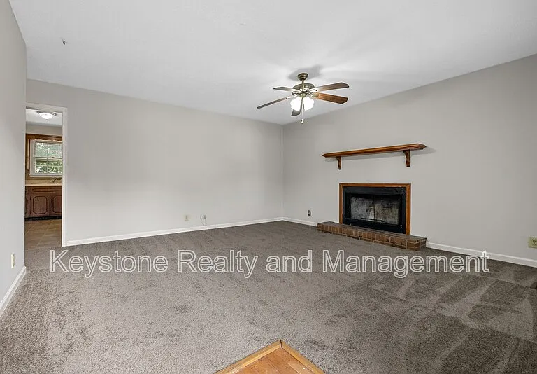 3445 Arvin Dr — Photo 2