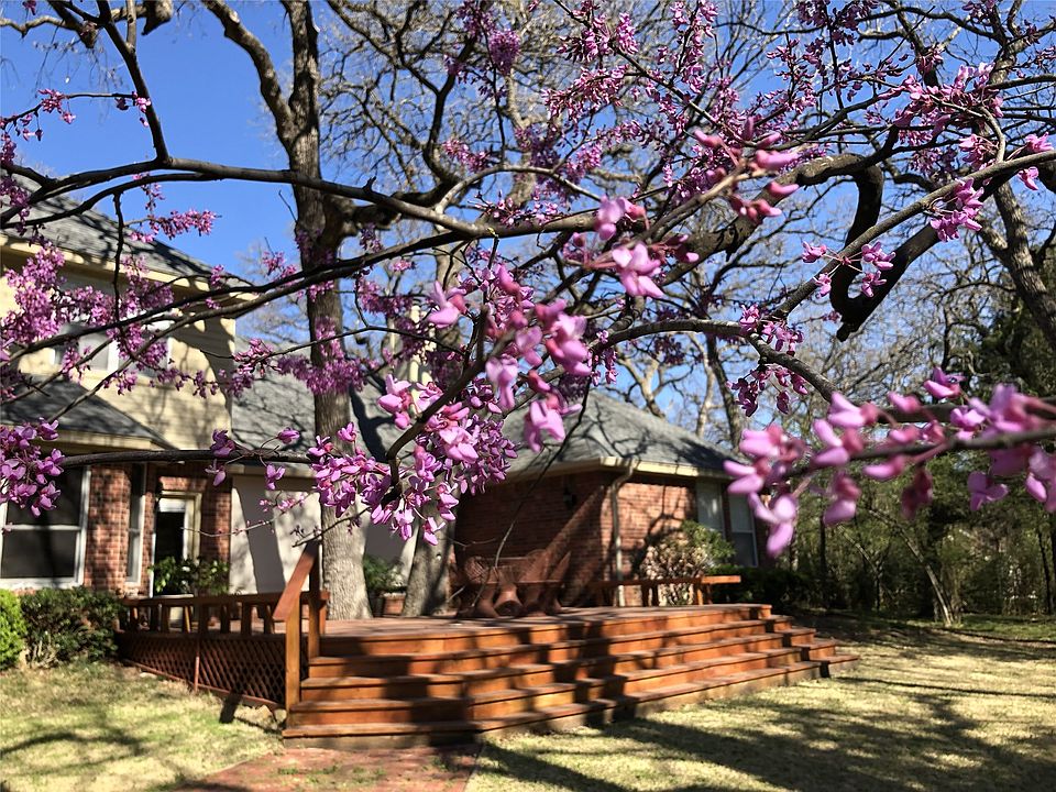 1st image of 298 Comanche Moon Trl