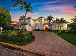 1231 Pine Point Rd, Riviera Beach, FL 33404