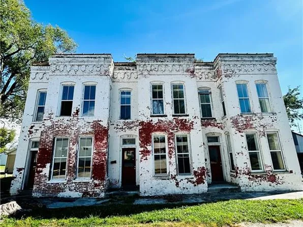 306 N Carolina St, Louisiana, MO 63353