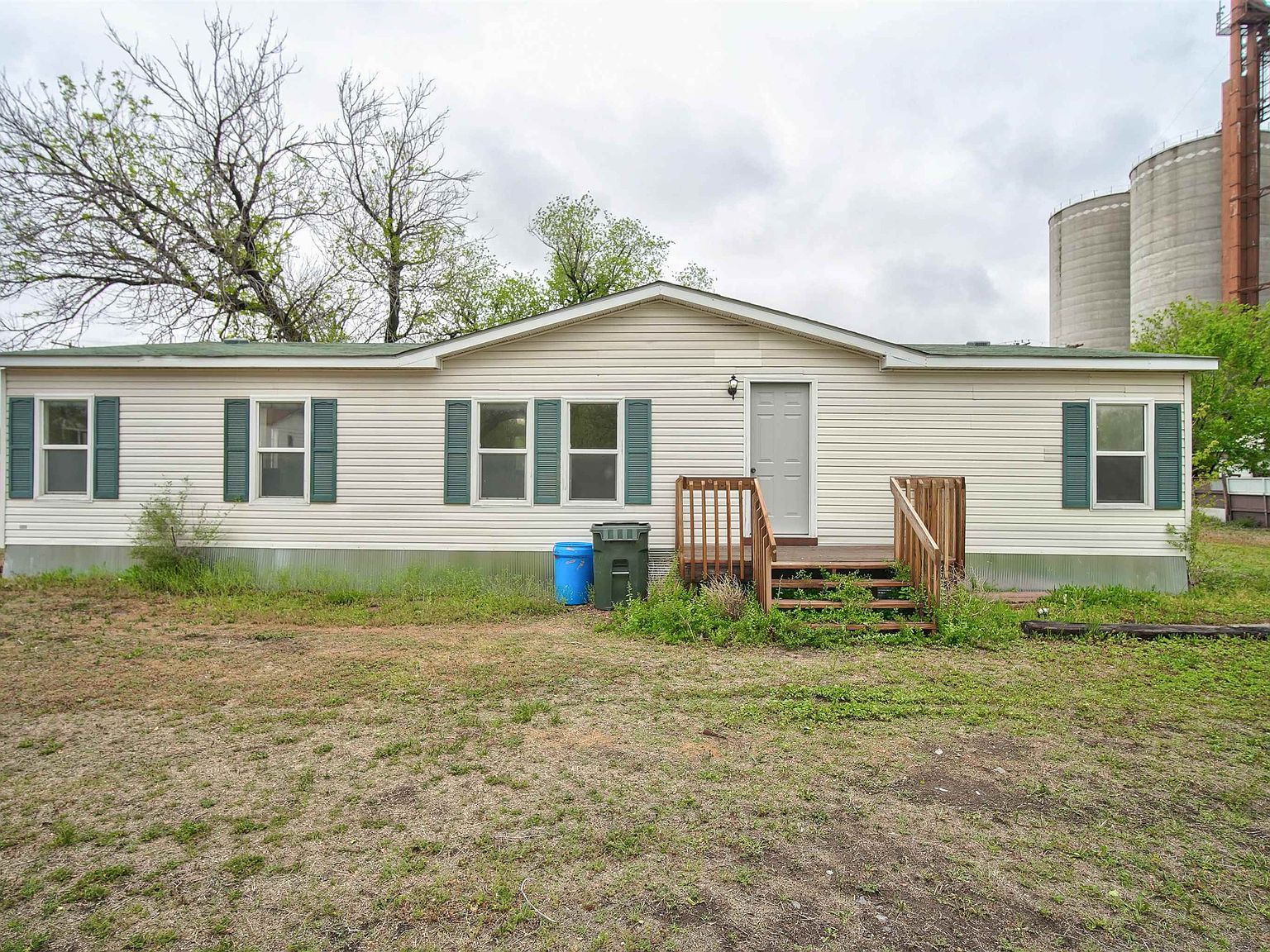 109 S Krouth St, Mooreland, OK 73852 MLS 20230560 Zillow