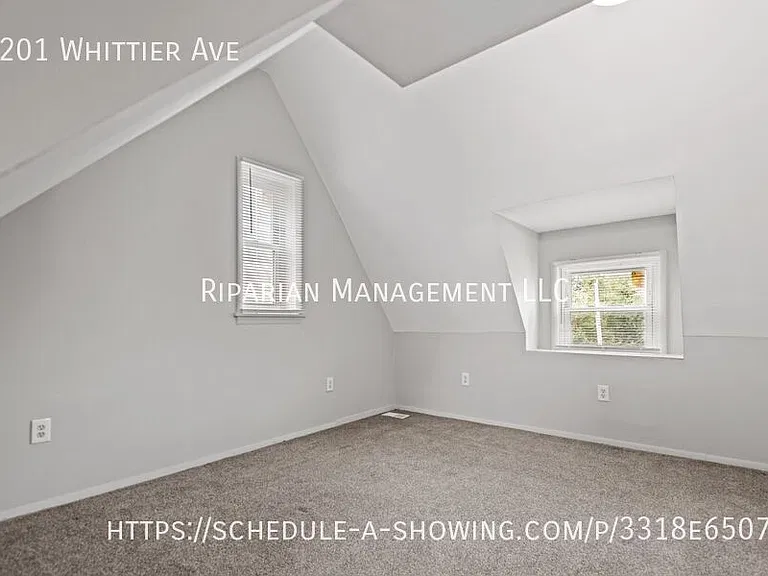 2201 Whittier Ave — Photo 20