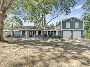 1402 Woodland Hills Dr, Tyler, TX 75701