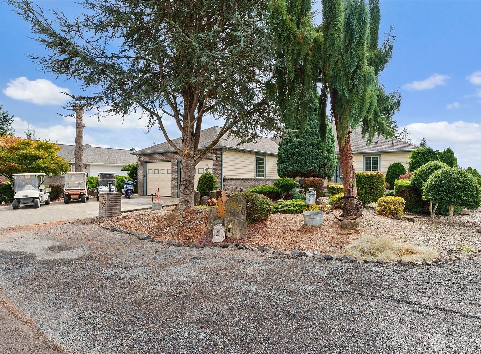 112 Village Way Drive